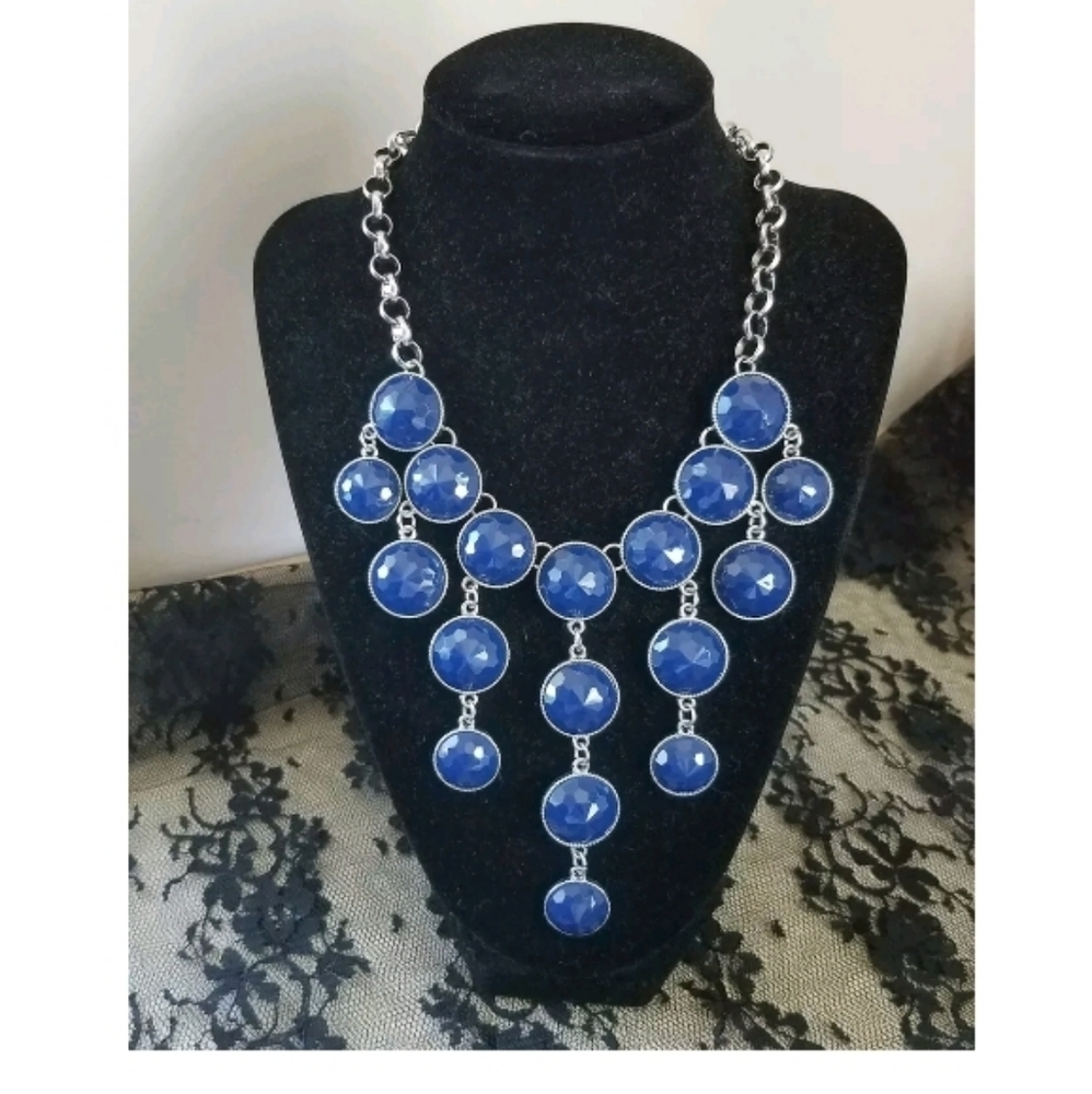 Fashion Necklace with simulated blue stones